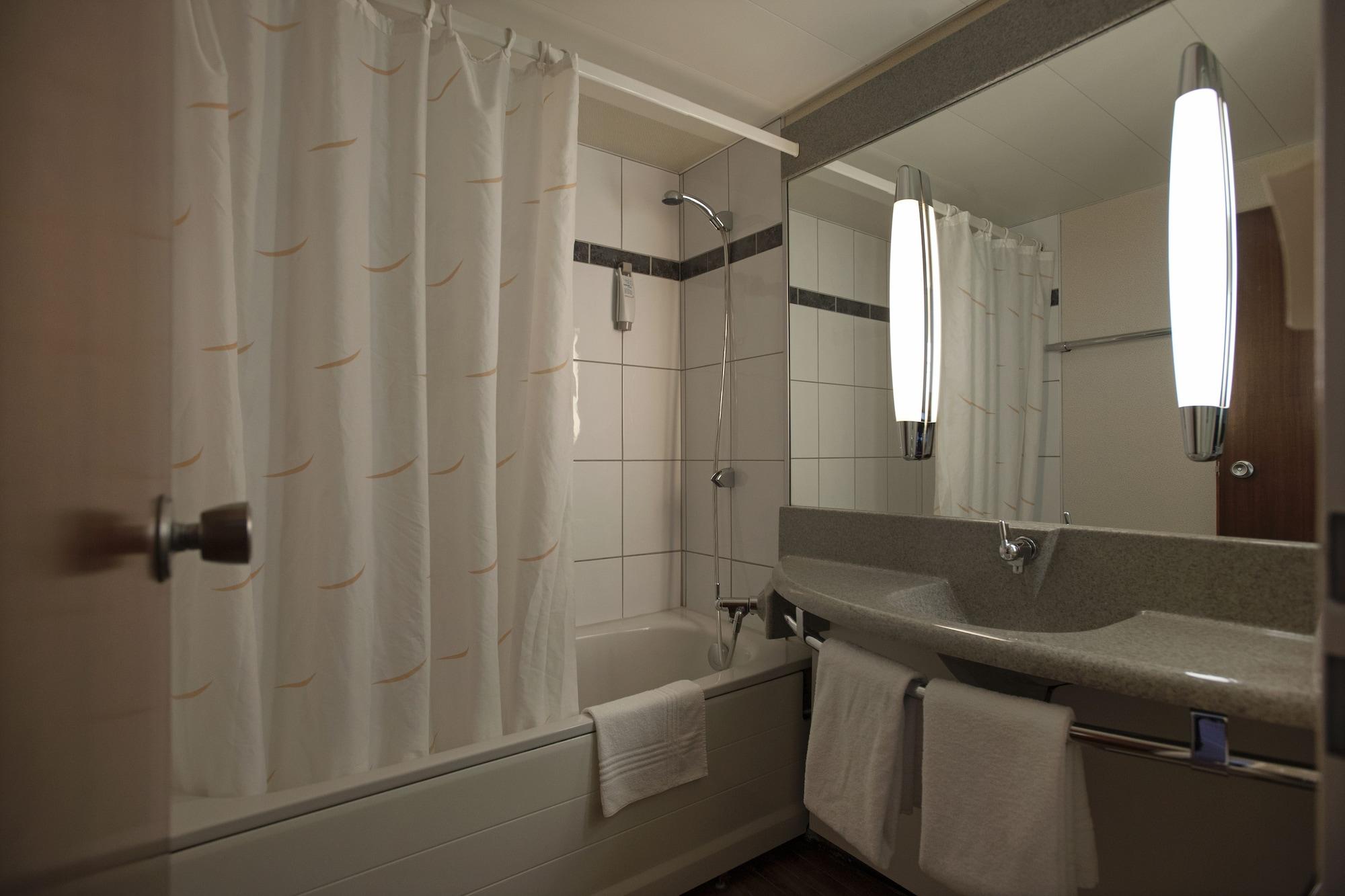 ibis 3 Lacs Neuchâtel Thielle Exterior foto